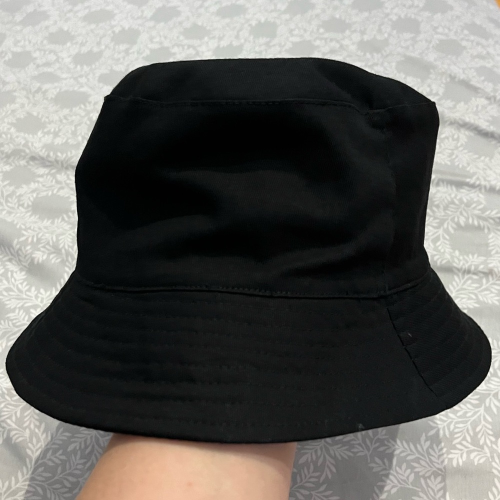 Black Bucket Hat